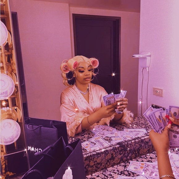 Pink Silk Fluffy Robe - Picture 4 of 5